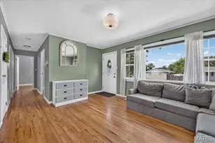 11376 Revere Ln, Saint Louis, MO 63128 - Photo 7