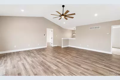 10192 Riehl Farm Drive, Potosi, MO 63664 - Photo 7