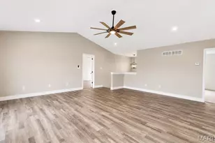 10192 Riehl Farm Dr, Potosi, MO 63664 - Photo 7