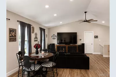 10192 Riehl Farm Drive, Potosi, MO 63664 - Photo 5
