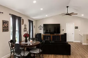 10192 Riehl Farm Dr, Potosi, MO 63664 - Photo 5
