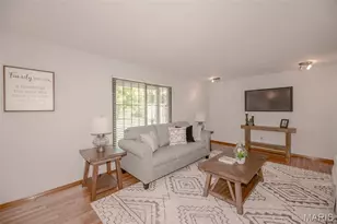 2846 Bee Tree Ln, Saint Louis, MO 63129 - Photo 11