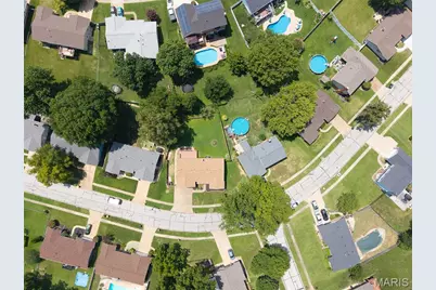 2846 Bee Tree Lane, Saint Louis, MO 63129 - Photo 1