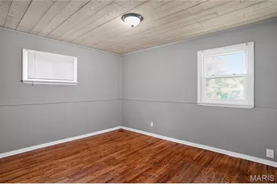 9713 Medford Drive, Saint Louis, MO 63136 - Photo 21