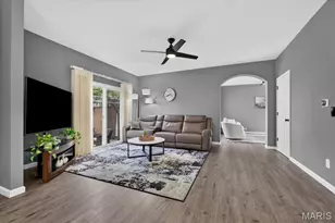 206 Hawksbury Pl, O'Fallon, MO 63368 - Photo 13