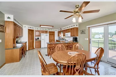 509 Bridgeway Drive, Troy, MO 63379 - Photo 21