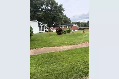 1360 Nashua Drive, Florissant, MO 63033 - Photo 17