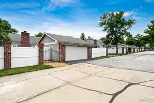 15809 Kersten Ridge Dr, Chesterfield, MO 63017 - Photo 37