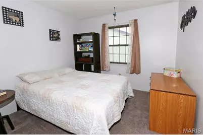 6726 Christina Marie Lane, Hazelwood, MO 63042 - Photo 15