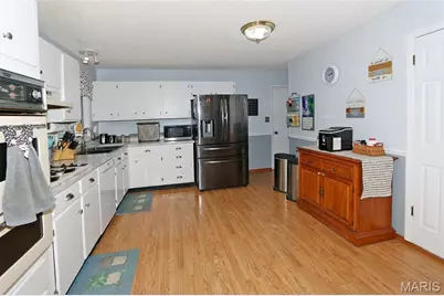 6726 Christina Marie Lane, Hazelwood, MO 63042 - Photo 7