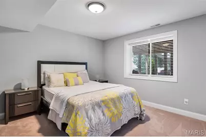 737 Hinder Drive, Saint Louis, MO 63125 - Photo 33