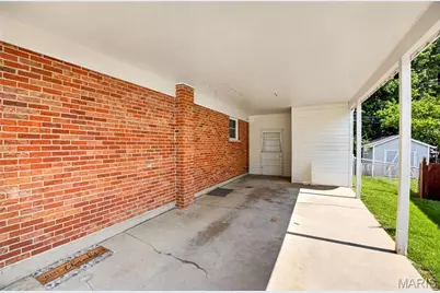10813 Waycroff Drive, Saint Louis, MO 63114 - Photo 33
