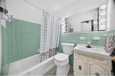 10813 Waycroff Drive, Saint Louis, MO 63114 - Photo 11