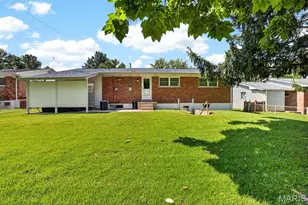 10813 Waycroff Dr, Saint Louis, MO 63114 - Photo 35