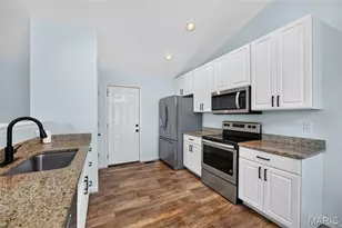 153 Rockford Dr, Troy, MO 63379 - Photo 11