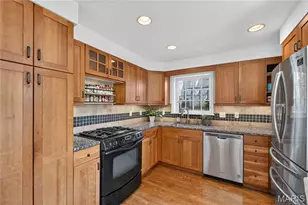 8036 Orlando Dr, Saint Louis, MO 63105 - Photo 13