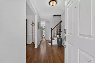 8036 Orlando Dr, Saint Louis, MO 63105 - Photo 3