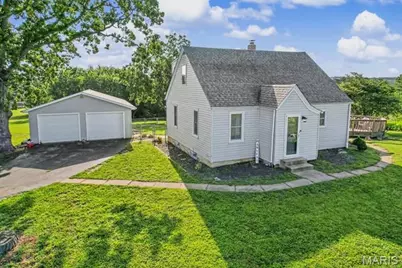 9284 Highway 61, Saint Genevieve, MO 63670 - Photo 1