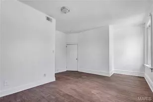 824 Canaan Ave, Saint Louis, MO 63147 - Photo 9