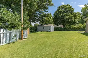 354 N 5th St, Saint Genevieve, MO 63670 - Photo 9