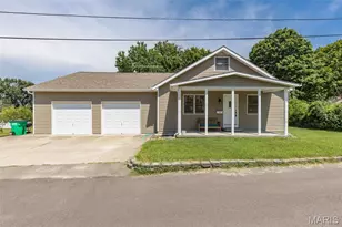 354 N 5th St, Saint Genevieve, MO 63670 - Photo 3