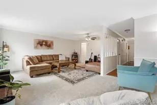 11721 Casa Grande Dr, Saint Louis, MO 63146 - Photo 3