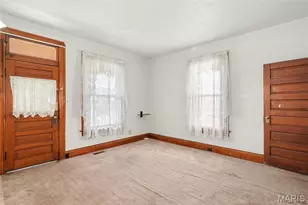 4539 Newport Ave, Saint Louis, MO 63116 - Photo 3