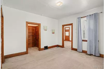 4539 Newport Avenue, Saint Louis, MO 63116 - Photo 5