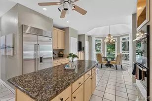 12402 Stratford Ridge Ct, Creve Coeur, MO 63141 - Photo 11