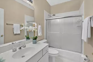 12402 Stratford Ridge Ct, Creve Coeur, MO 63141 - Photo 21