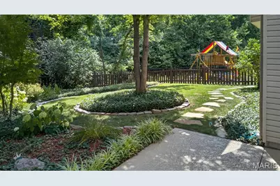 12402 Stratford Ridge Court, Creve Coeur, MO 63141 - Photo 47