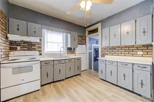 2428 Mary Ave, Saint Louis, MO 63136 - Photo 9