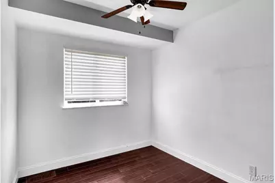4422 Pegasus Dr, Oakville, MO 63129 - Photo 19