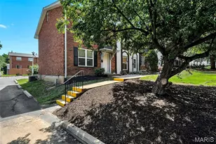 4422 Pegasus Dr, Oakville, MO 63129 - Photo 25