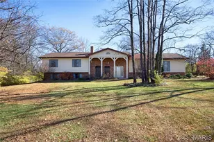 164 Country Squire Ln, Washington, MO 63090 - Photo 1