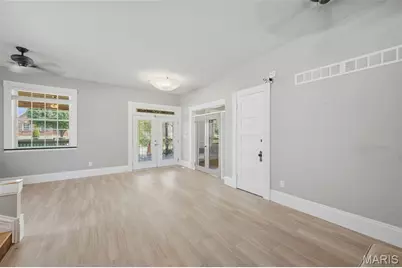 5830 Clemens Avenue, Saint Louis, MO 63112 - Photo 9