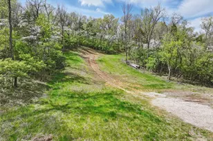 16404 Clayton Rd, Wildwood, MO 63011 - Photo 7