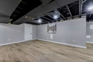 8901 Moritz Ave, Brentwood, MO 63144 - Photo 25