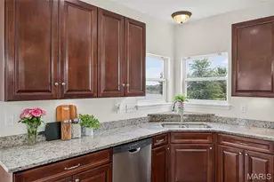 3293 Bent Water Pl, Saint Charles, MO 63301 - Photo 5