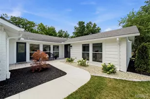 490 Maymont Dr, Ballwin, MO 63011 - Photo 3