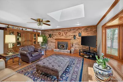 468 Falaise Drive, Creve Coeur, MO 63141 - Photo 13