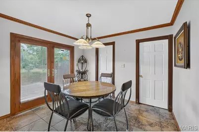 468 Falaise Drive, Creve Coeur, MO 63141 - Photo 19