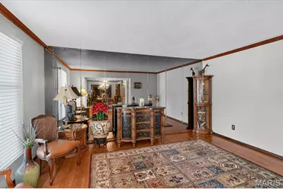 468 Falaise Drive, Creve Coeur, MO 63141 - Photo 9