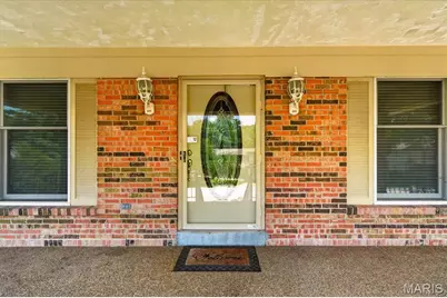 468 Falaise Drive, Creve Coeur, MO 63141 - Photo 5