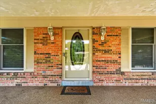 468 Falaise Dr, Creve Coeur, MO 63141 - Photo 5