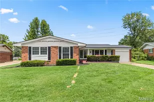 2390 Grassland Dr, Florissant, MO 63033 - Photo 27