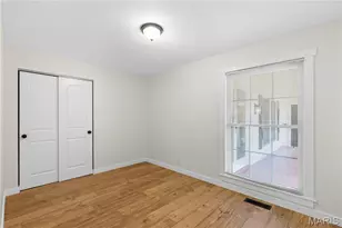 2390 Grassland Dr, Florissant, MO 63033 - Photo 19