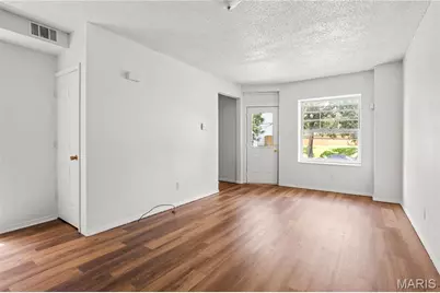 4322 Randall Place, Saint Louis, MO 63107 - Photo 3