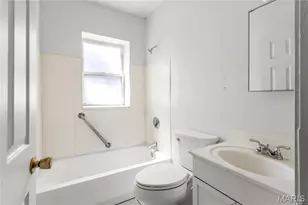 4322 Randall Pl, Saint Louis, MO 63107 - Photo 17