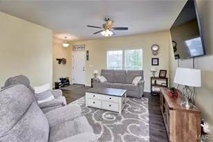 212 Barrington Ridge Ln, Wentzville, MO 63385 - Photo 7